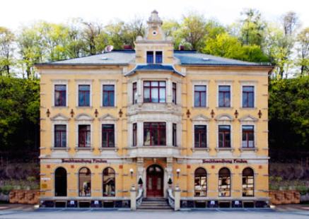 Firmenanzeige Findus Buchhandlung Erler Annaluise