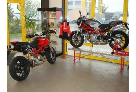 Firmenanzeige Motorräder Braun & Eschenbacher Exklusiv Motorrad GmbH