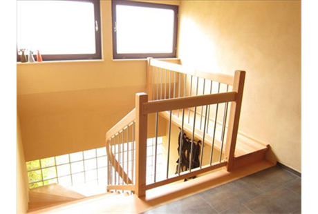 Firmenanzeige Kroth Matthias Holztreppen