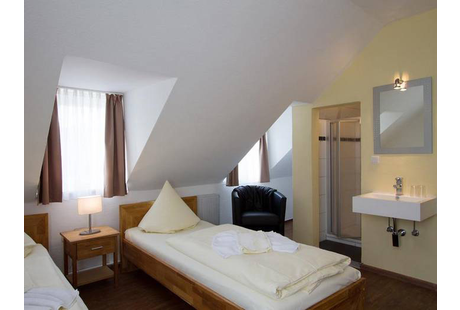 Firmenanzeige Pension z. Edlen Hirschen