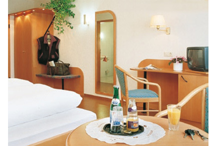 Firmenanzeige Hotel - Gasthof Zur Linde