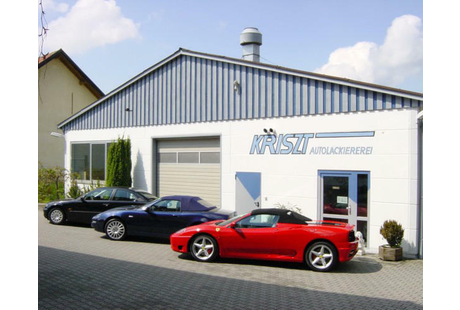 Firmenanzeige Kriszt Lackiererei Unfallinstandsetzung