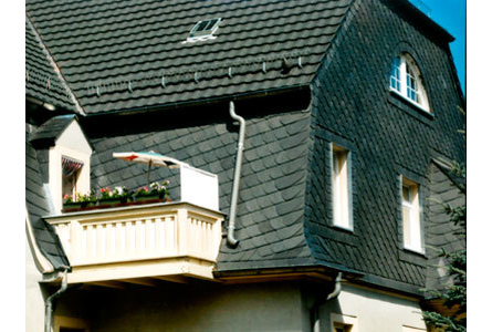 Firmenanzeige Dachdeckermeister FA. Manfred Hartmann