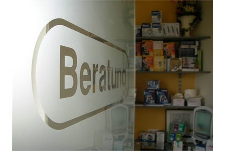 Firmenanzeige Admira-Apotheke