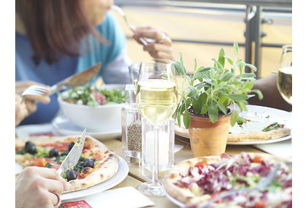 Firmenanzeige PIZZA-RIA Feuer & Flamme