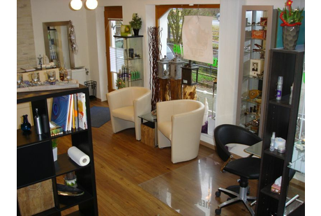 Firmenanzeige STILVOLL HAIR & BEAUTY