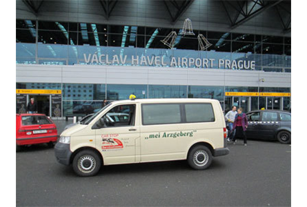 Firmenanzeige Taxi Becher