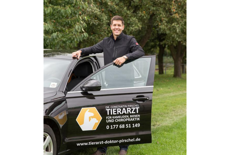 Firmenanzeige Tierärztliche Fahrpraxis für Kameliden, Bienen und Chiropraktik