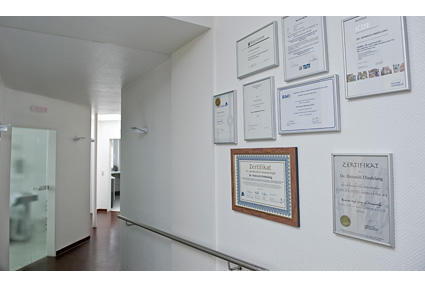 Firmenanzeige Hindelang Heinrich Dr.